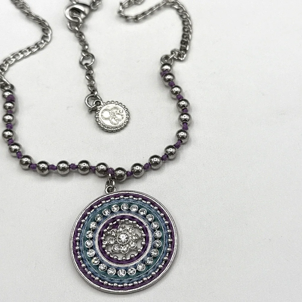 Jessica Simpson Necklace 19 in‎ Pave Crystal Medallion Purple Blue Silver Tone